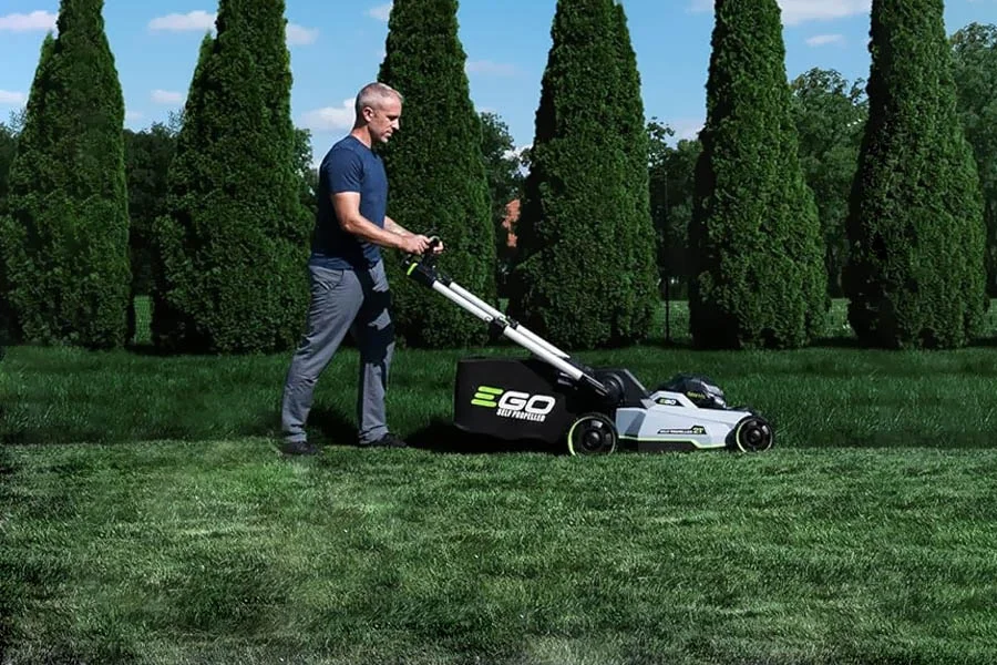 electric push lawnmower